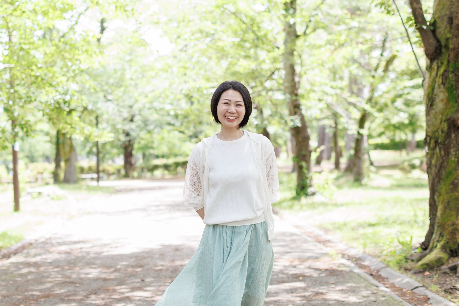 高田城址公園の新緑と大竹美和子氏